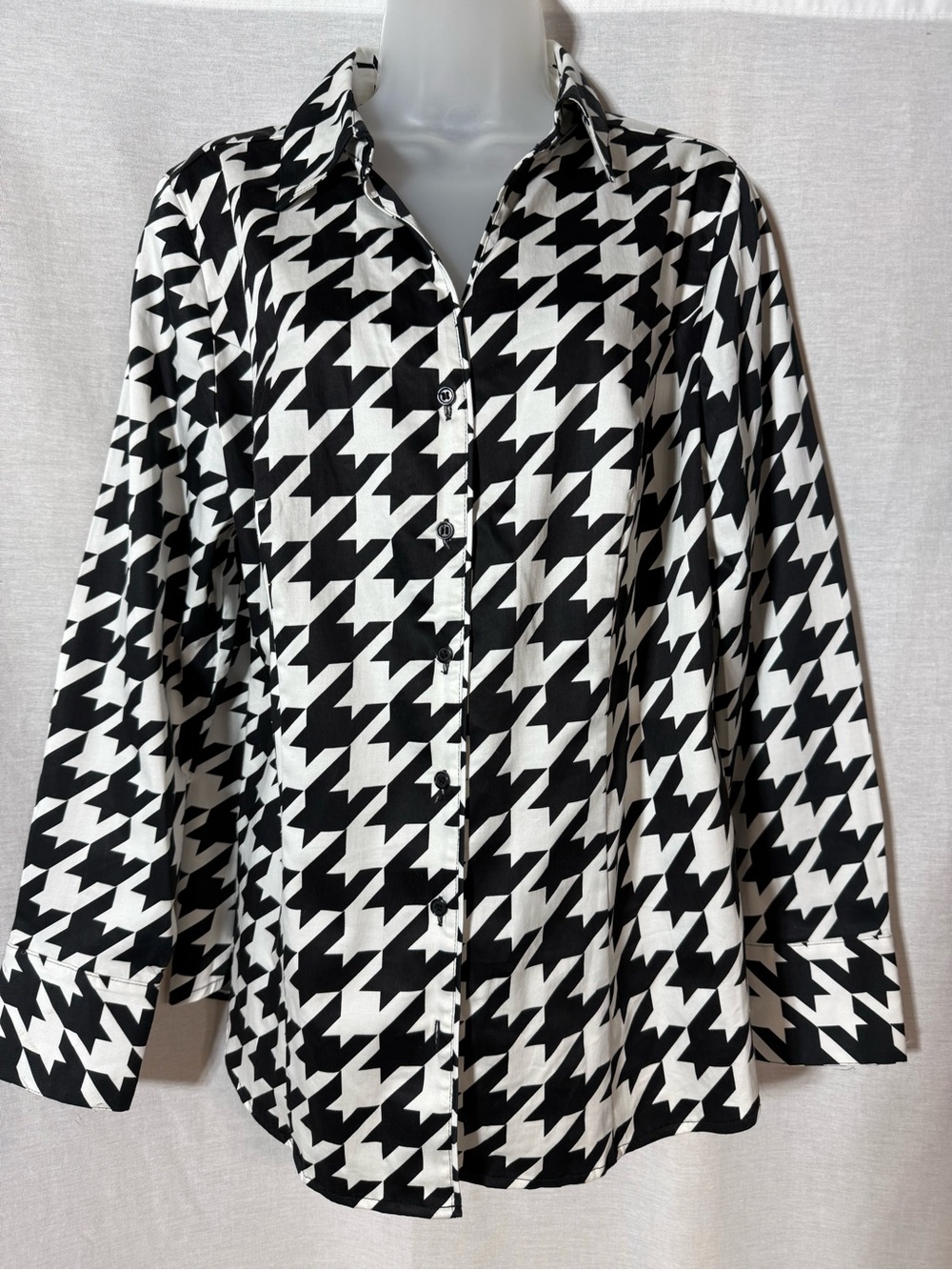 Black & White Houndstooth Button-Up Shirt - Classic Mens Shirt Size 16